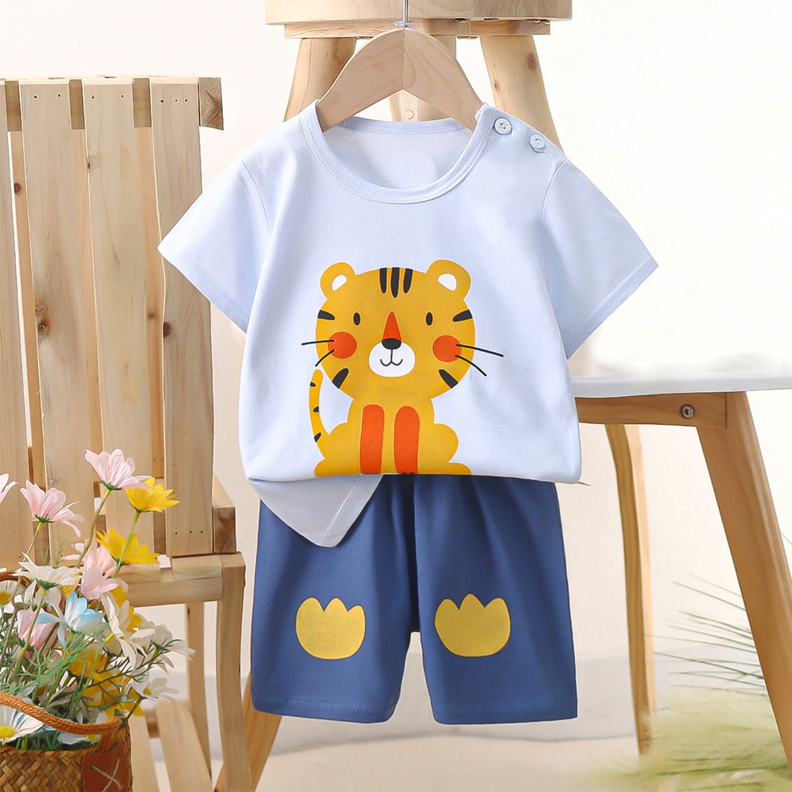 Cethrio Kids Boys Outfit Set, Cartoon Print Short Sleeve Cotton Shirts and Shorts Sets Navy Size 3 T